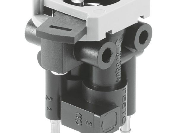 Front panel valve